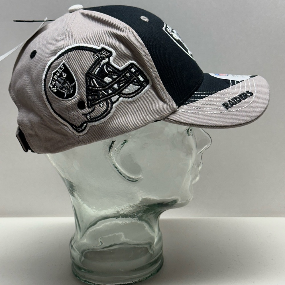 Vintage Oakland Raiders Strapback Hat Embroidered Side Hit Patch Y2K 90s NFL